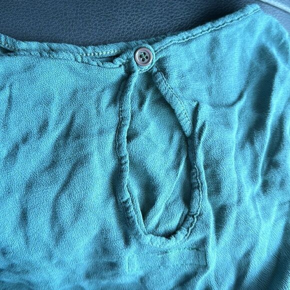 Michael Lauren NWT Sam Open Shoulder Bell Sleeve Top in Admiral Green size L - Picture 4 of 6